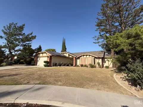 3305 Mission Hills Ct, Bakersfield, CA 93306