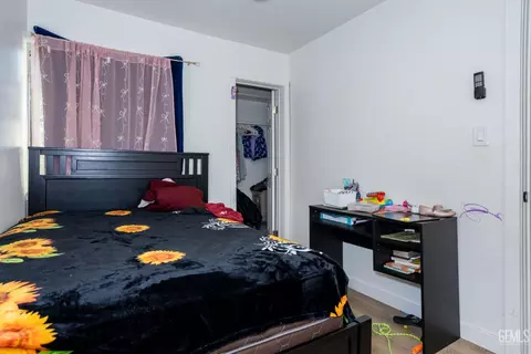 Bedroom - 220 E 7th St, Bakersfield, CA 93307 photo 2 of 4