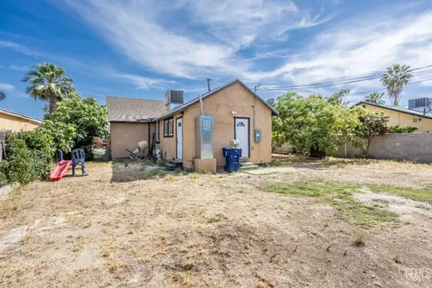 Exterior - 220 E 7th St, Bakersfield, CA 93307 photo 6 of 6