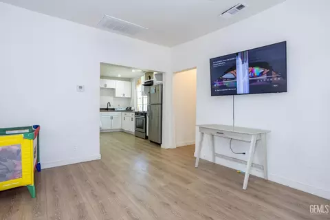 Entry Way - 220 E 7th St, Bakersfield, CA 93307 photo 1 of 1