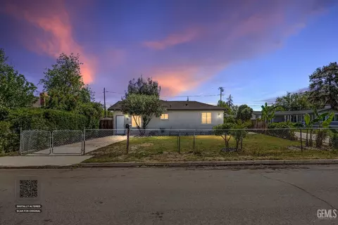 418 Olive St, Bakersfield, CA 93304