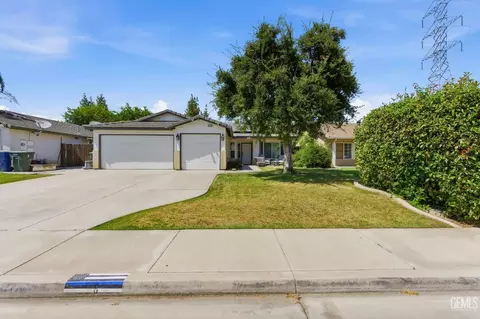 6110 Potenza Ln, Bakersfield, CA 93308