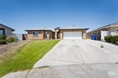 719 Samba Ct, Bakersfield, CA 93306
