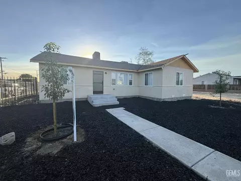 214 Madison St, Bakersfield, CA 93307