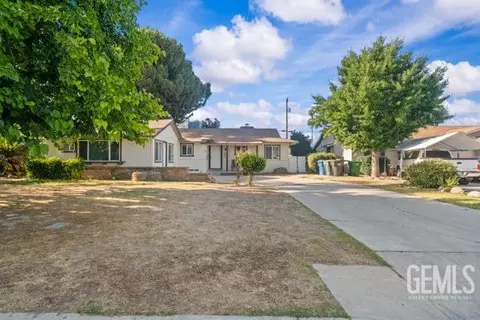 4424 Bloomquist Dr, Bakersfield, CA 93309