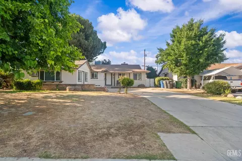 4424 Bloomquist Dr, Bakersfield, CA 93309