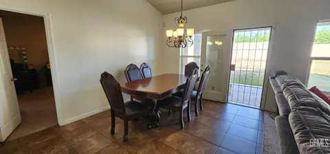 800 Sonora Dr, Shafter, CA 93263 photo 6