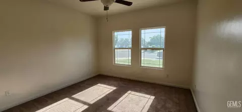 800 Sonora Dr, Shafter, CA 93263 photo 9