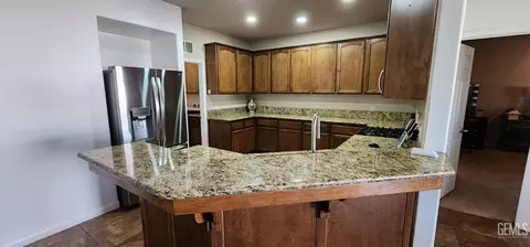 800 Sonora Dr, Shafter, CA 93263 photo 5