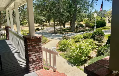 Exterior - 20562 Tiffany Cir, Tehachapi, CA 93561 photo 10 of 24