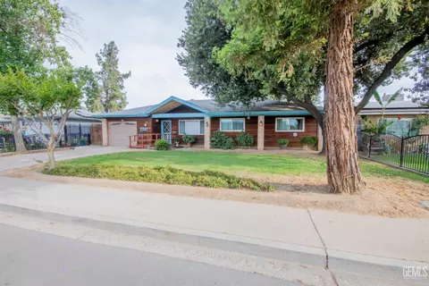 2237 Poso Dr, Wasco, CA 93280