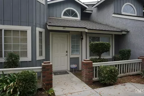 2600 Brookside Dr #60, Bakersfield, CA 93311