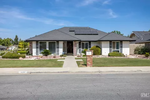 3400 Wrenwood St, Bakersfield, CA 93309