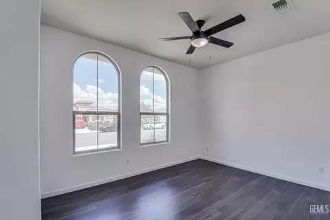Other - 312 Hammersmith Dr, Bakersfield, CA 93314 photo 2 of 4