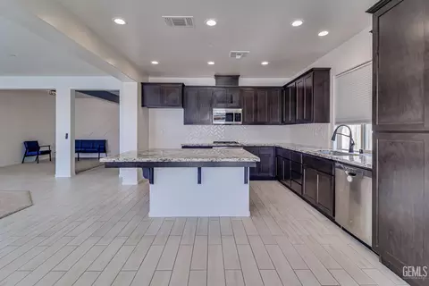Kitchen - 312 Hammersmith Dr, Bakersfield, CA 93314 photo 1 of 3