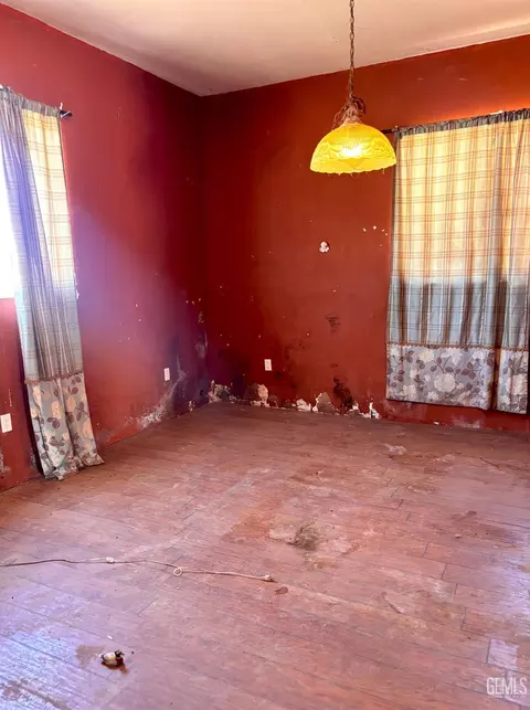 Other - 24892 4th St, Fellows, CA 93224 photo 3 of 4