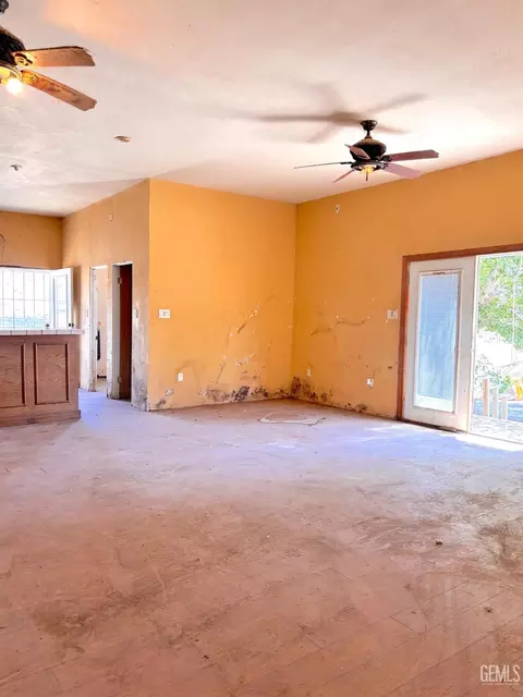 Living - 24892 4th St, Fellows, CA 93224 photo 1 of 1