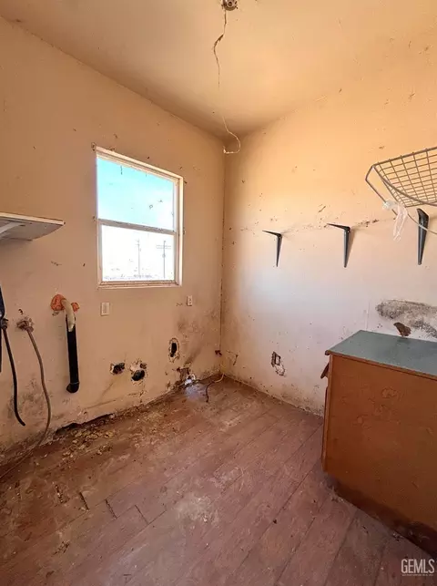 Other - 24892 4th St, Fellows, CA 93224 photo 2 of 4