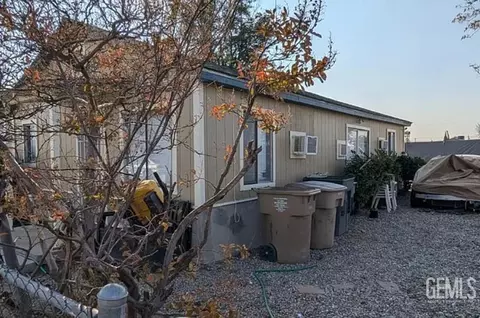 408 Powell Ln, Bakersfield, CA 93307