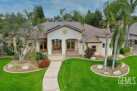 9448 Val Di Chiana, Bakersfield, CA 93314