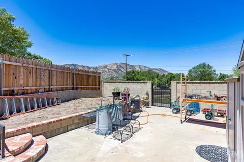 Exterior - 20020 Birdie Ct, Tehachapi, CA 93561 photo 10 of 16