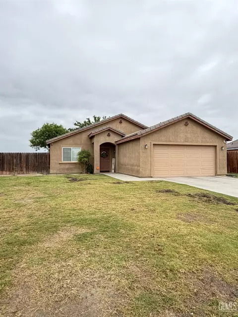 729 Yahut St, Mcfarland, CA 93250