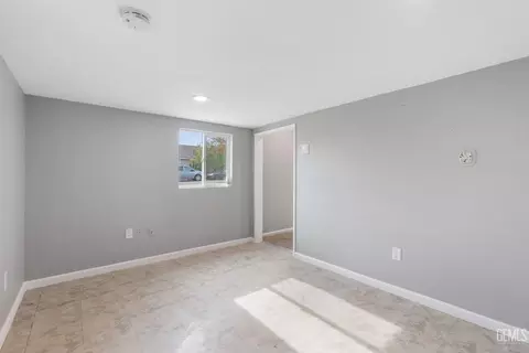 Other - 300 Buchanan St, Taft, CA 93268 photo 7 of 10