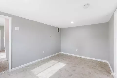 Other - 300 Buchanan St, Taft, CA 93268 photo 5 of 10