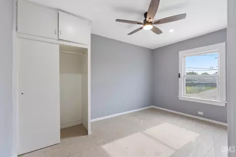 Bedroom - 300 Buchanan St, Taft, CA 93268 photo 4 of 5