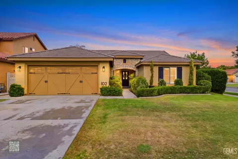 102 102 Tremont Way, Bakersfield, CA 93312