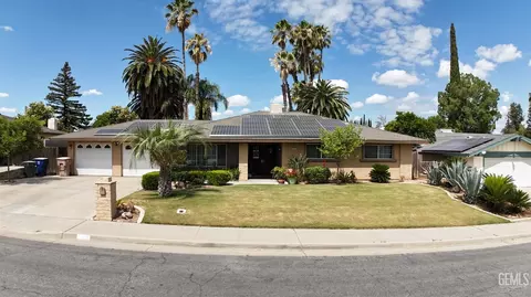 3208 Sunview Dr, Bakersfield, CA 93306