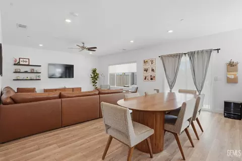 Dining - 3317 Trail River Ln, Shafter, CA 93263 photo 1 of 1