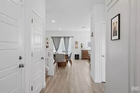 Entry Way - 3317 Trail River Ln, Shafter, CA 93263 photo 1 of 6