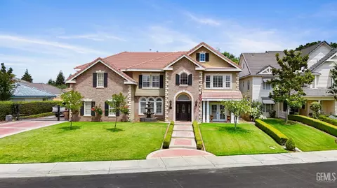 6408 Angel Falls Ct, Bakersfield, CA 93313
