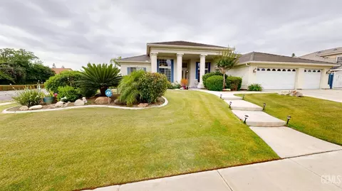 11103 Iron Creek Ave, Bakersfield, CA 93312