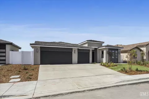 13219 N Wintersweet Dr, Bakersfield, CA 93314