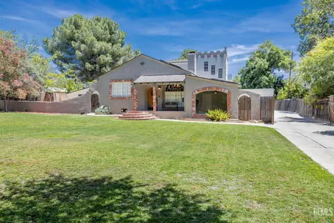 1515 Camino Primavera, Bakersfield, CA 93306