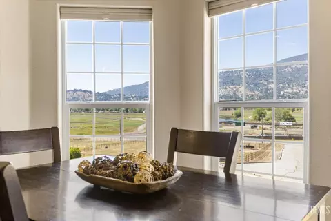 Dining - 23300 Calico Ct, Tehachapi, CA 93561 photo 4 of 4