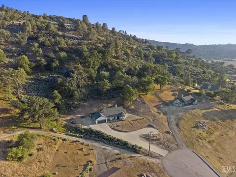 View/Area - 23300 Calico Ct, Tehachapi, CA 93561 photo 4 of 5