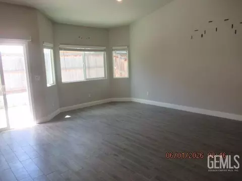 Living - 9029 Brook Shadow Way, Shafter, CA 93263 photo 1 of 1