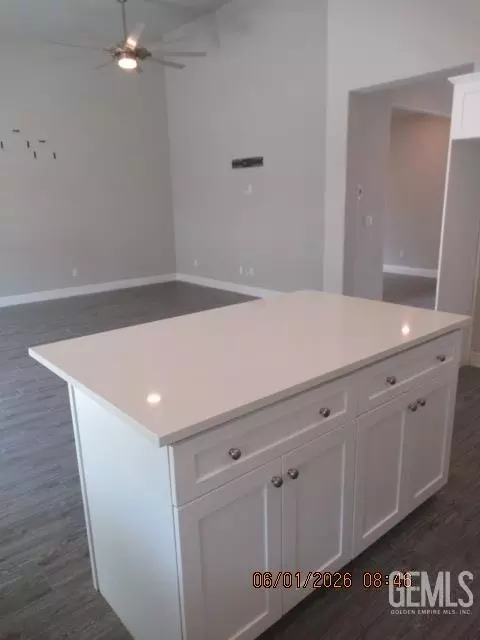 Other - 9029 Brook Shadow Way, Shafter, CA 93263 photo 4 of 9