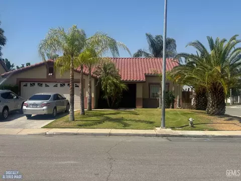 500 Fownes Ct, Bakersfield, CA 93307