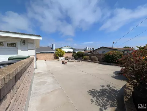 Exterior - 296 N 8th St, Grover Beach, CA 93433 photo 3 of 4