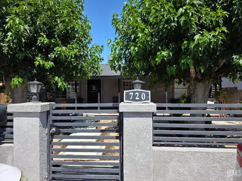 720 Pierce St, Taft, CA 93268