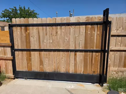 Other - 720 Pierce St, Taft, CA 93268 photo 6 of 6