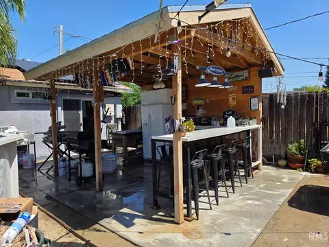 Other - 720 Pierce St, Taft, CA 93268 photo 3 of 6