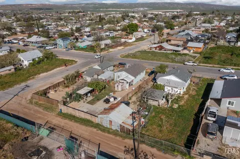 View/Area - 511 Rose Ave, Taft, CA 93268 photo 1 of 3