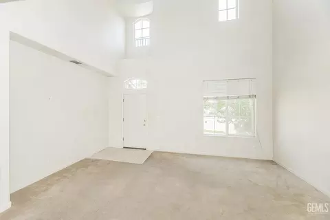 Living - 1948 Austin Ave, Clovis, CA 93611 photo 3 of 8