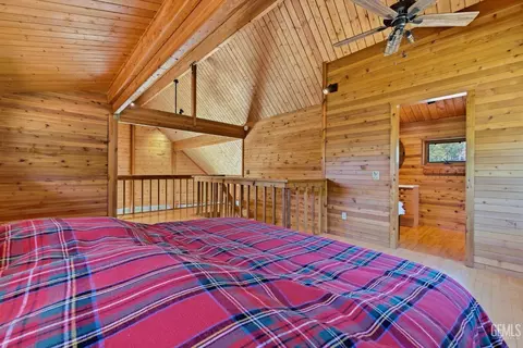 Bedroom - 26660 Cedar Creek Ct, Tehachapi, CA 93561 photo 8 of 8