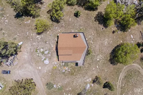 View/Area - 26660 Cedar Creek Ct, Tehachapi, CA 93561 photo 3 of 4